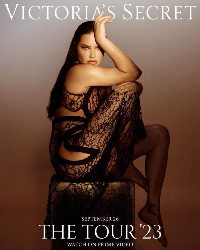 Adriana Lima untuk Victoria's Secret The Tour'23