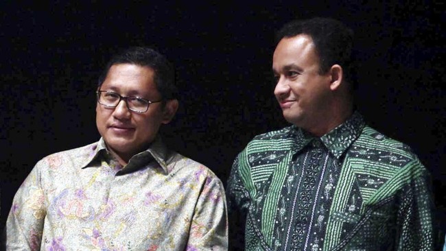 Politikus PKB Abdul Rochim menegaskan PKB dan Partai NasDem belum membahas soal capres-cawapres kala Anies Baswedan berkunjung ke rumah ibu Cak Imin di Jombang.