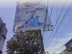 Sambil Copot Baliho, Kader Demokrat Banyuwangi Bertekad Tumbangkan Anies