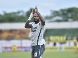 Cara David da Silva Hormati Mantan Timnya Persebaya