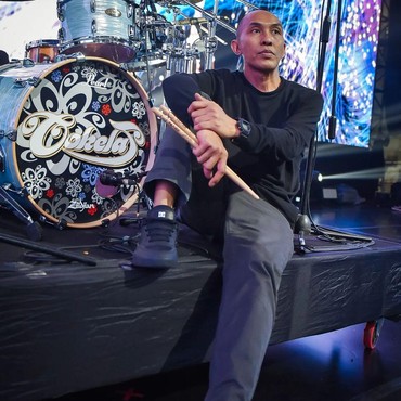 Inilah Sosok Ervin yang Jadi Badut Usai Dipecat dari Cokelat