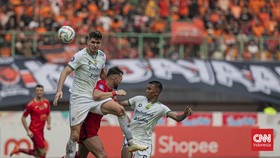 Doll Soroti Kartu Merah Hanif di Persija vs Persib