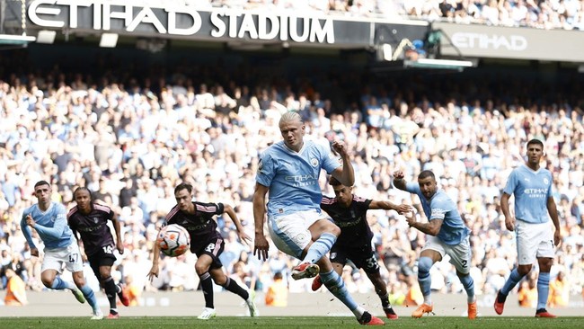 Manchester City sukses menang telak 5-1 atas Fulham dalam pertandinga Liga Inggris 2023/2024 di Stadion Etihad, Manchester, Sabtu (2/9) malam WIB.