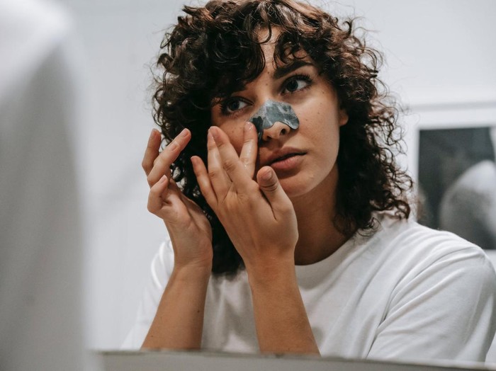 Cara membersihkan komedo secara alami/Foto: Pexels.com/Sam Lion Cara membersihkan komedo secara alami/Foto: Pexels.com/Sam Lion