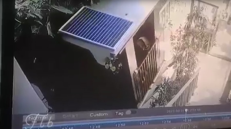 Detik-detik kecelakaan tram lift (lift luar) Ayuterra Resort, Ubud, Bali, terekam kamera CCTV. Insiden ini menewaskan 5 orang.