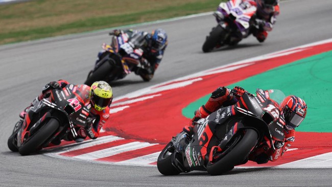 Klasemen MotoGP 2023 mengalami perubahan setelah Aleix Espargaro menang GP Catalunya, Minggu (3/9) malam WIB.