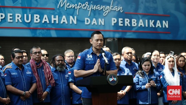 Ketua Umum Demokrat AHY mengatakan partainya akan teguh berikhtiar memperjuangkan perubahan dengan berkoalisi bersama partai lain.