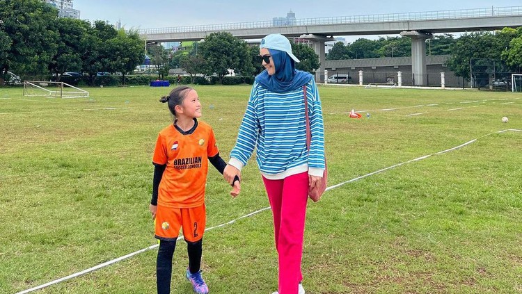Anak Zaskia Mecca Usus Buntu