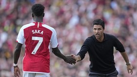 Chelsea vs Arsenal: Arteta Harap Bukayo Saka dan Saliba Main