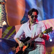 David Bayu Menangis Haru Saat Momen Persembahan Lagu Naif Jadi Penutup Synchronize Fest 2023