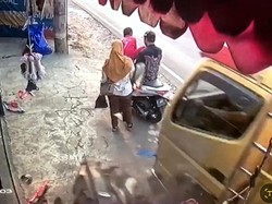 Detik-detik Truk Melesat Seruduk Saikun hingga Tewas