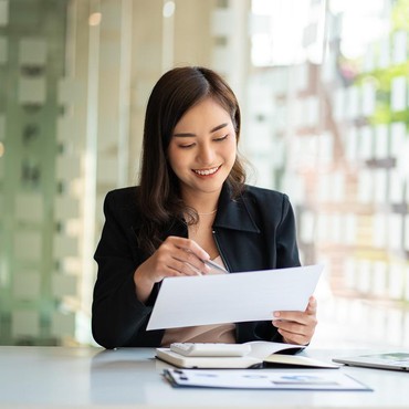 Kenali Perbedaan PKWT dan PKWTT Sebelum Terima Pekerjaan Baru