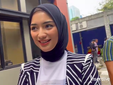 img-title Kasus Tes DNA Rezky Aditya Masih Berlangsung, Citra Kirana: Dinikmati Aja