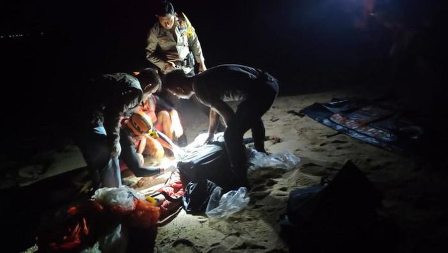 Mayat turis Korea Selatan ditemukan tewas usai bermain paragliding Mayat turis Korea Selatan ditemukan tewas usai bermain paragliding