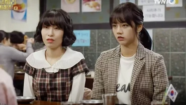 img-title Penampilan Terbaru Lee Se Young Sahabat Hyeri di 'Reply 1998' Bikin Pangling