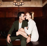 Momen Mesra Joe Jonas dan Sophie Turner yang Bikin Kaget Bakal Cerai
