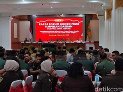 Ganjar Hadiri Pertemuan Kepala Daerah se-Jateng Bahas Kesiapan Pemilu 2024