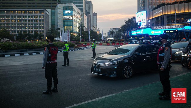 Polisi menyiapkan 4 jalur alternatif bagi pengendara yang terimbas penutupan jalan karena gelaran Gala Dinner KTT ASEAN, Rabu (6/9) ini.