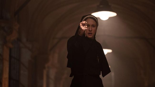 Review film: The Nun 2 memiliki perbaikan dari sebelumnya, setidaknya dari segi penulisan naskah.