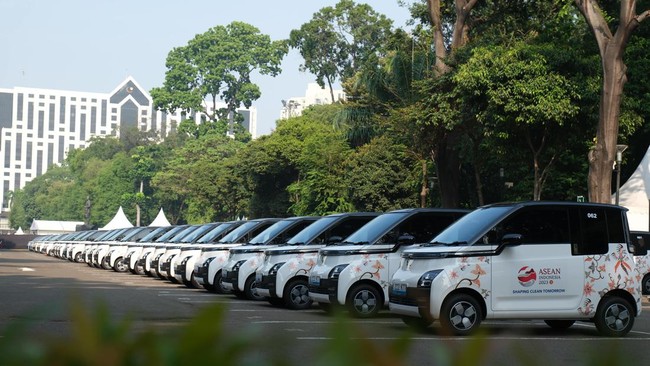 Ada lima model mobil listrik yang bakal menjadi kendaraan resmi KTT ke-43 ASEAN di Jakarta, jumlahnya 608 unit.