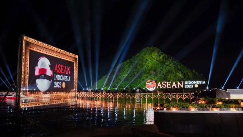 ASEAN Outlook on the Indo-Pacific (AOIP) sebagai inisiatif Indonesia mendorong peran ASEAN menjaga stabilitas kawasan