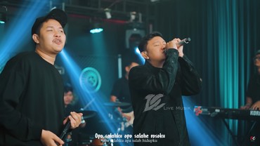 img-title Lirik Lagu 'Ketintang' Denny Caknan feat Nopek Novian, Lengkap dengan Terjemahan & Makna