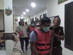 Hisap Duit PIP, Dua Honorer Sukabumi Digelandang Kejaksaan