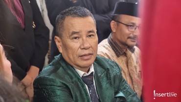 img-title Hotman Paris Bongkar Isi Amplop dari Tamu Nikahan Fritz Hutapea