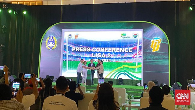 Kick off Liga 2 2023/2024 akan resmi dimulai pada Minggu (10/9) dan ditandai dengan beberapa pertandingan yang dimulai pada waktu yang sama.