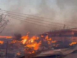 Lahan 10 Hektare di Area Kilang Minyak Pertamina Jenu Tuban Terbakar Hebat