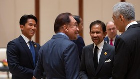 PM Anwar Jenguk Sultan Brunei usai Masuk RS di Sela KTT ASEAN