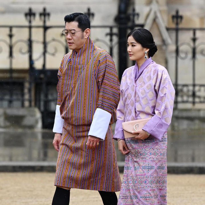 <p>Belum lama ini, Jetsun mengumumkan kabar yang membahagiakan. Ia mengatakan saat ini tengah mengandung anak ketiganya bersama sang suami. (Foto: Instagram: @kingjigmekhesar)</p>