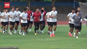 VIDEO: 7 Pemain dan STY BElum Terlihat di Latihan Perdana Timnas U-23