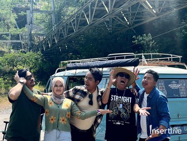 Lepas dari Putih Abu Abu, Alma Thania Jadi Vokalis Band Dodit-Ebel Cobra