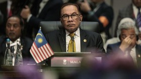 Ikuti Jokowi, Anwar Ibrahim Akan Larang Ekspor 'Harta Karun' Malaysia