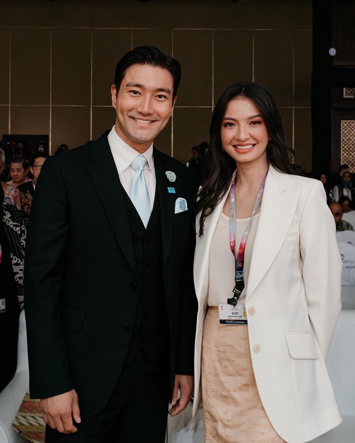 Choi Siwon juga ikut hadir dalam ASEAN BAC 2023 di Jakarta (Choi Siwon dan Raline Shah/Foto: instagram.com/ralineshah)