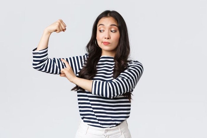 ciri kepribadian yang dimiliki oleh orang yang suka berjalan cepat adalah mereka sosok yang mandiri.