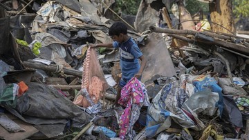 Različni Pogledi Na Revščino: BPS in Svetovna Banka z Različnimi Metodami