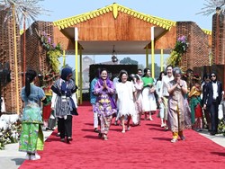 Iriana Ajak Para Istri Pemimpin Negara ASEAN Keliling TMII
