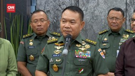 VIDEO: Anggota TNI AD Aniaya Warga, KASAD: Hukum Seberat-beratnya