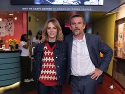 Cerita Ethan Hawke Garap Adegan Seks Putrinya