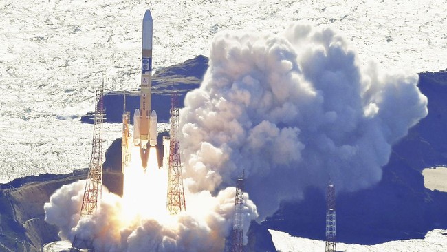 Misi eksplorasi Bulan milik Jepang SLIM diluncurkan ke angkasa menggunakan roket H-IIA, Kamis (7/9).