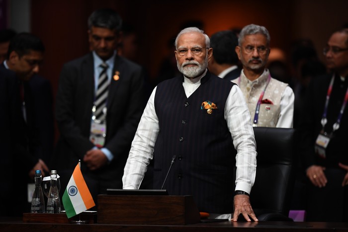 The President Joko Widodo (sixth left) pose for a photo with several heads of state (from left) the President of the Philippines Ferdinand Marcos Jr., the Prime Minister of Singapore Lee Hsien Loong, the Head of Delegation of The Kingdom of Thailand Sarun Charoensuwan, the Prime Minister of Viet Nam Pham Minh Chinh, the Prime Minister of India Narendra Modi, the Prime Minister of Lao PDR Sonexay Siphandone, the Sultan of Brunei Darussalam Hassanal Bolkiah, the Prime Minister of Cambodia Hun Manet, the Prime Minister of Malaysia Dato’ Seri Anwar Ibrahim, the Prime Minister of Timor Leste Xanana Gusmao ahead of the 20th ASEAN-India Summit in Jakarta, Thursday (7/9/2023). Media Center of ASEAN Summit 2023/Dwi Prasetya/foc/ratih.