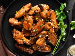 Resep Sayap Ayam Panggang Kecap Pedas Untuk Lauk Makan Siang