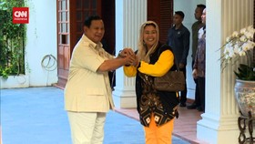 VIDEO: Yenny Wahid Mengaku Bertemu Jodoh Karena Prabowo