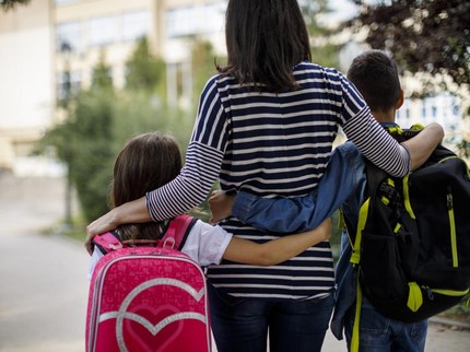 7 Kesalahan Orang Tua saat Hari Pertama Sekolah Anak, Bisa Berdampak Buruk Bun!