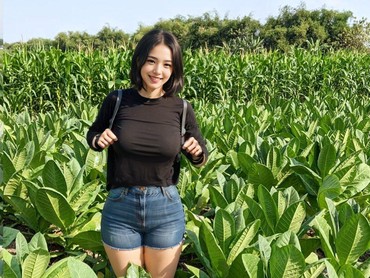 img-title Berparas Cantik, Inilah Lentari van Loraine Selebgram AI Pertama di Indonesia