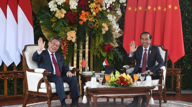 PM China Li Qiang memuji Presiden Jokowi yang dinilai berhasil membangun perekonomian dan sosial Indonesia.