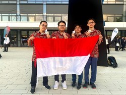 Bangga! Tim Indonesia Sabet 4 Medali Olimpiade Informatika Internasional 2023