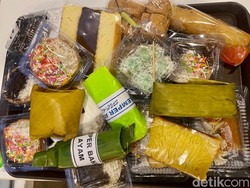 Bawa Uang Rp 50 Ribu, Bisa Dapat Jajanan Seabrek di Pasar Kembang Surabaya